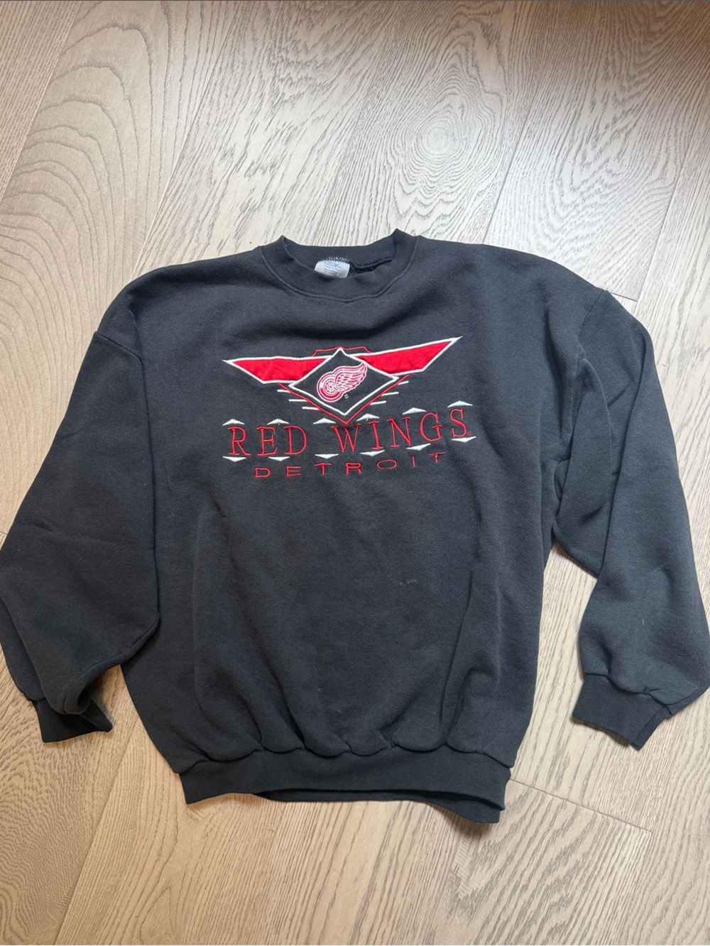 Detroit Red Wings Black Crewneck Sweatshirt